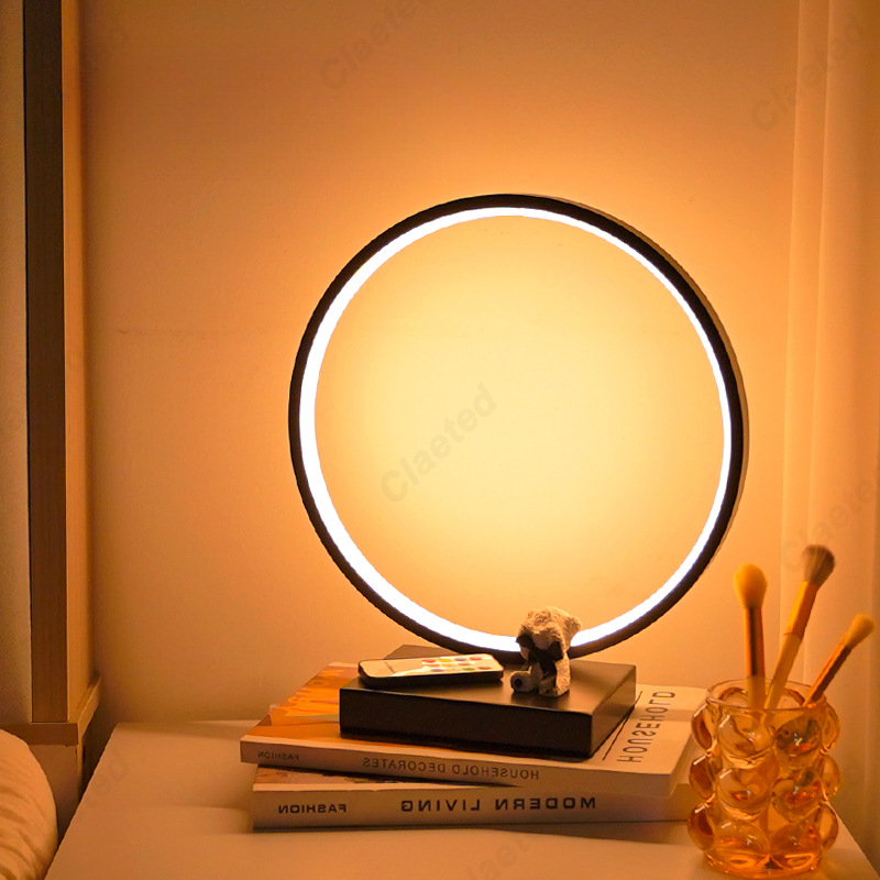 Kreatywna i minimalistyczna la – Ring Light Desk Small recenzja i cena