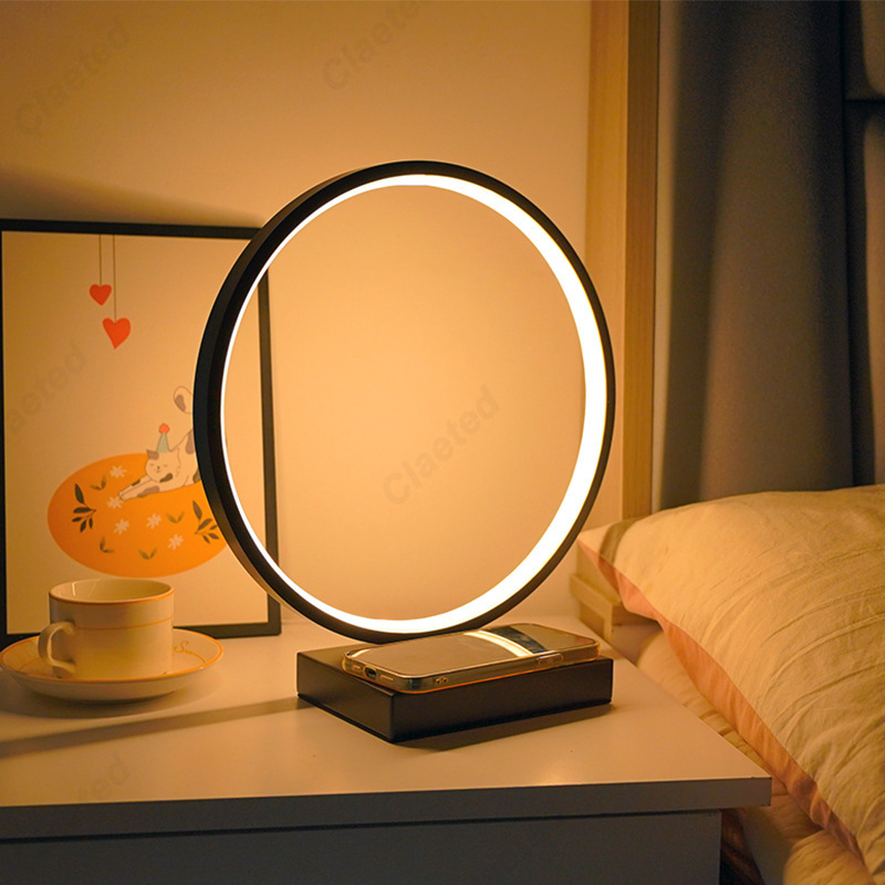Kreatywna i minimalistyczna la – Ring Light Desk Small recenzja i cena